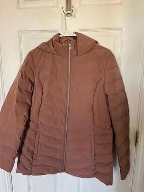 32 Degrees Quilted Hooded Puffer Jacket in Mauve